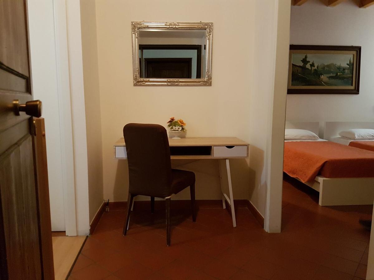 Domus Nova Residenza Il B&B Mântua Exterior foto
