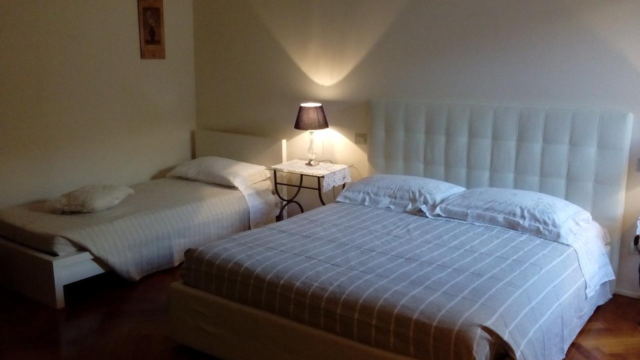 Domus Nova Residenza Il B&B Mântua Exterior foto