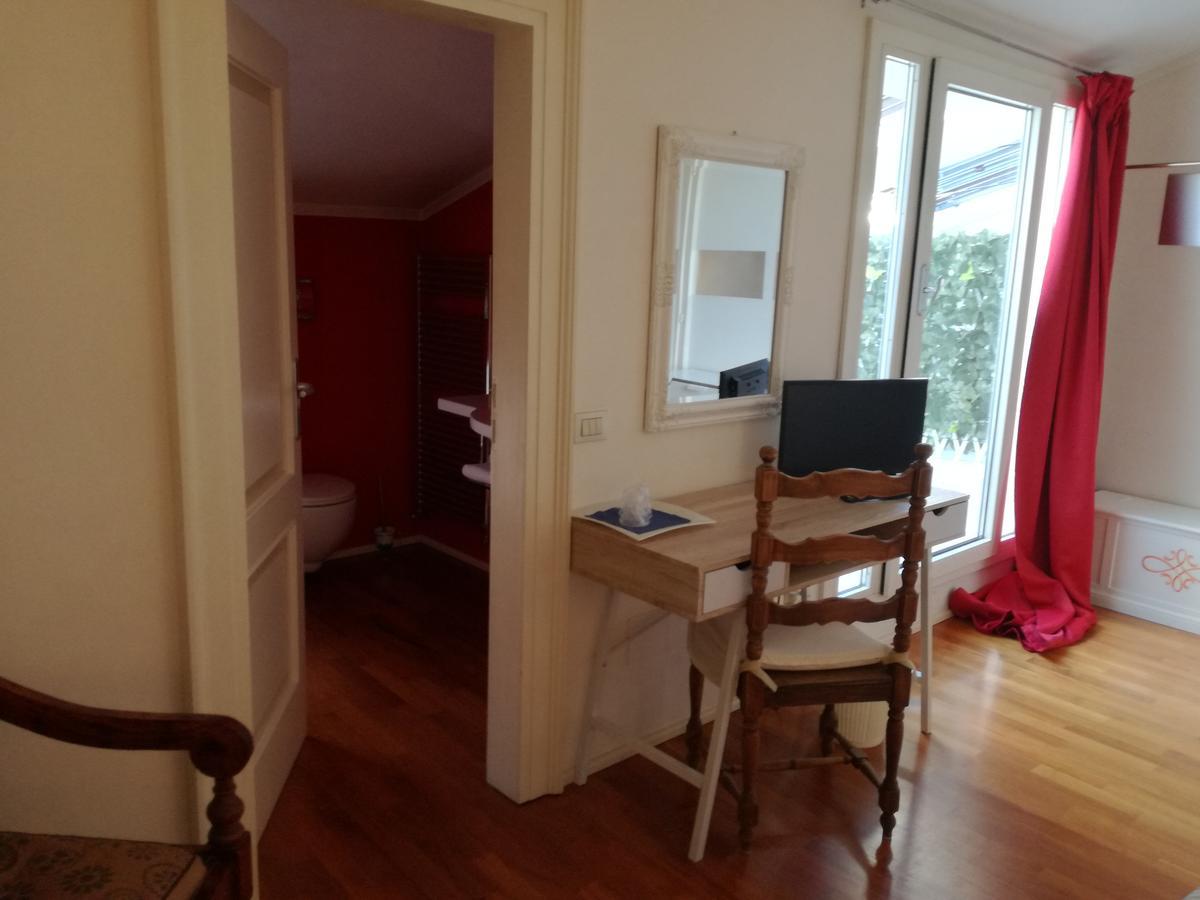 Domus Nova Residenza Il B&B Mântua Exterior foto